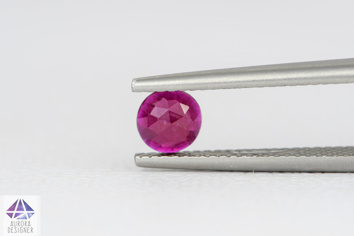 0.60ct Round Shape Ruby 5.3*2.2mm RU09