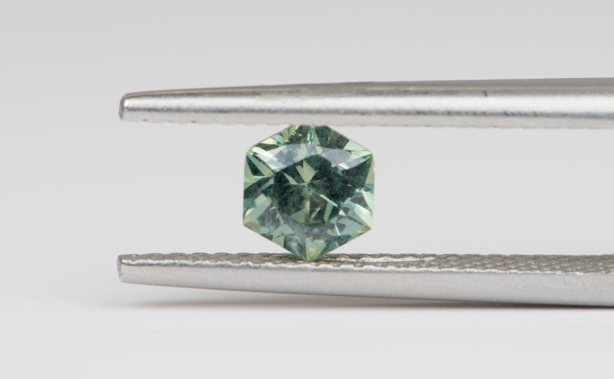 0.81ct Hexagon Shape Montana Sapphire 5.6*4.9*3.6mm PS435