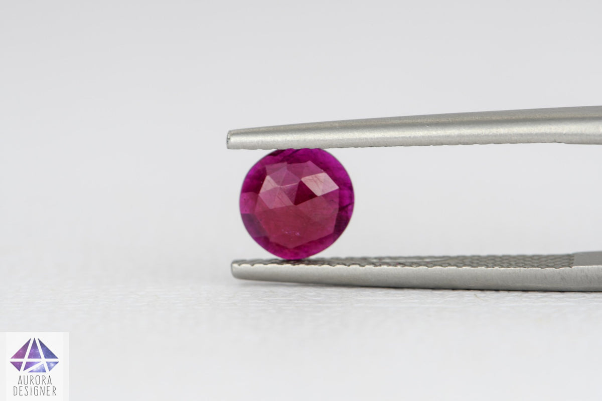 0.95ct Round Shape Ruby 6.4*2.2mm RU06