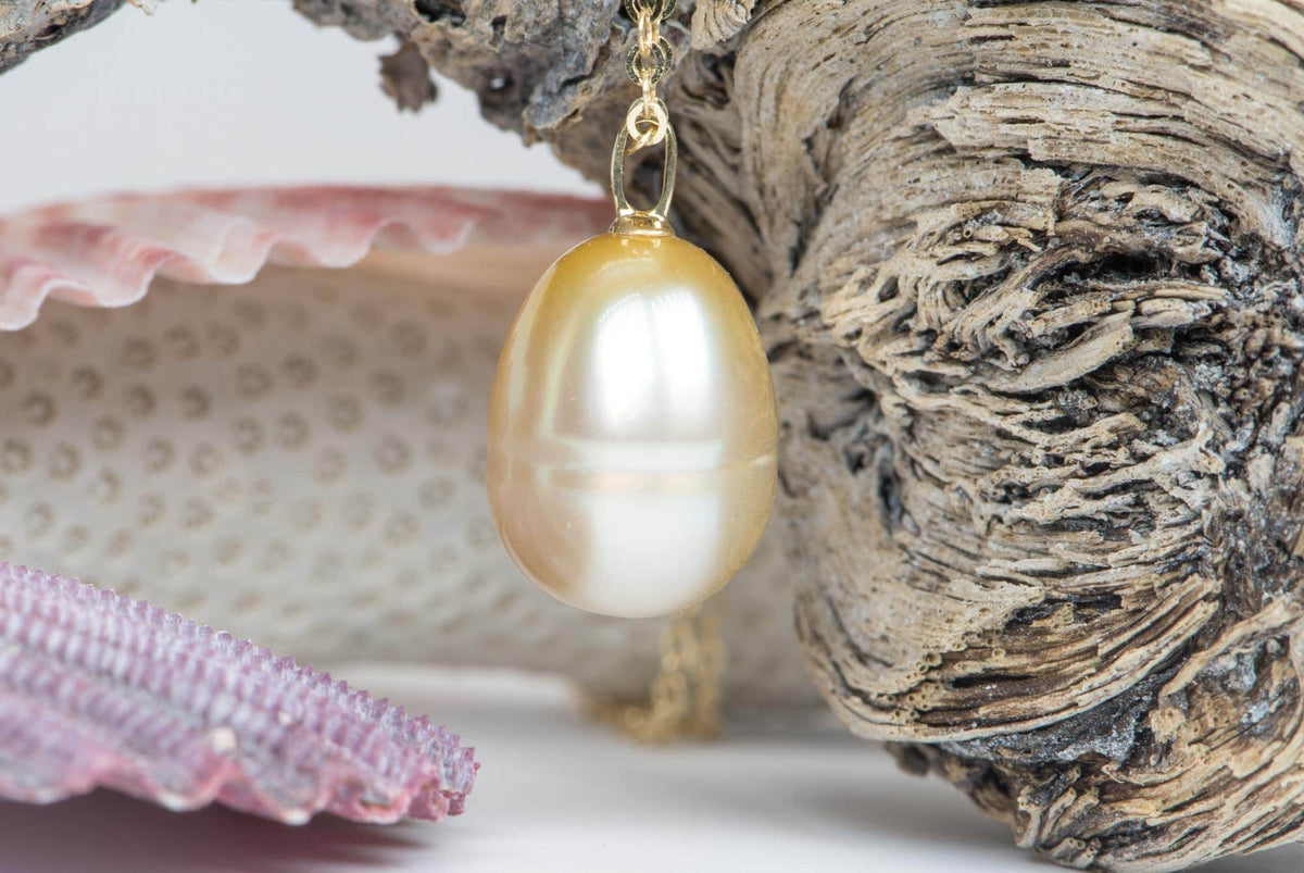 10mm South Sea Golden Pearl Pendant Solid 18K Gold Bail R4033