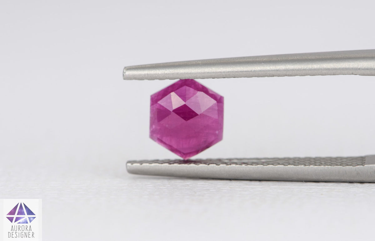 1.10ct Hexagon Shape Ruby 6.9*6.0*2.5mm RU12
