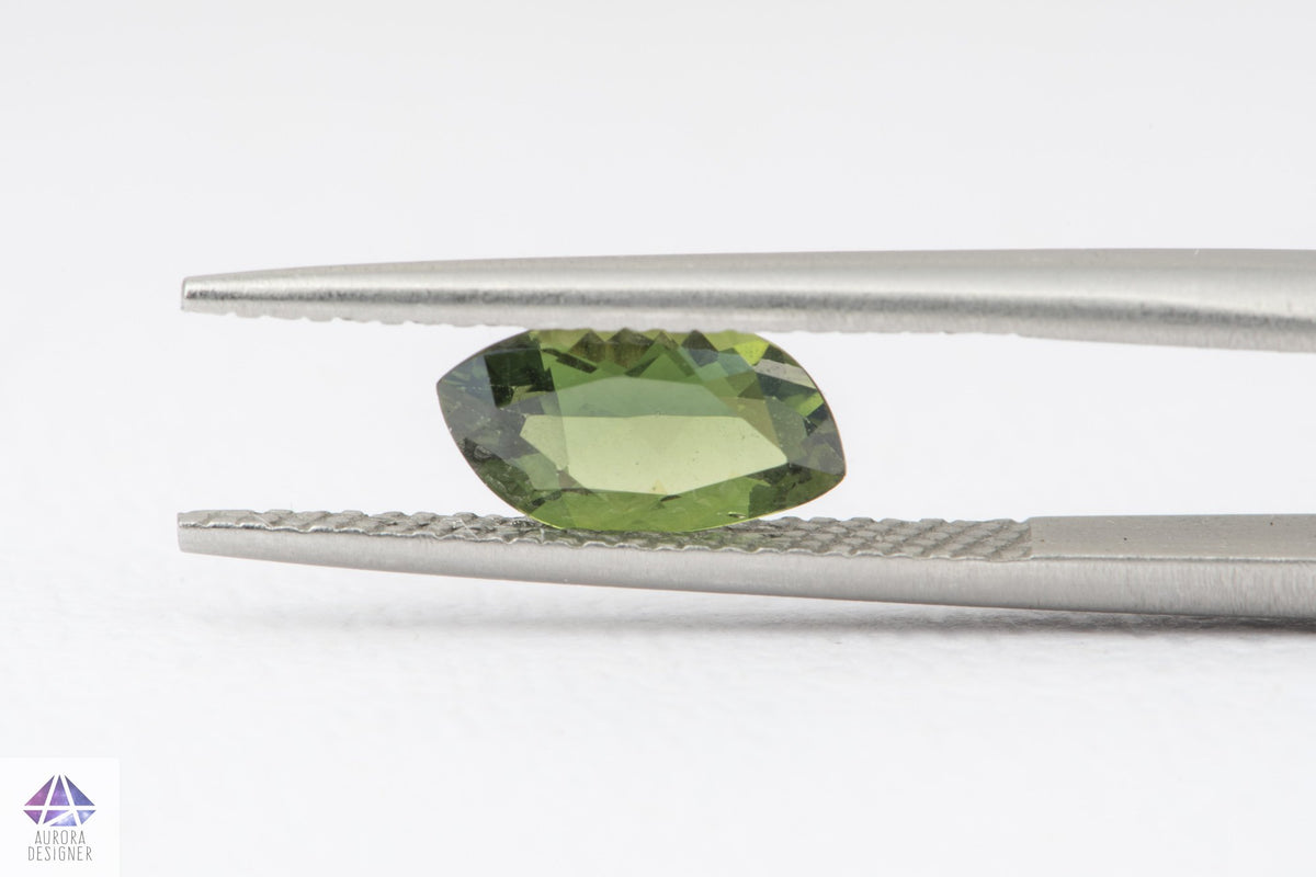 1.20ct Fancy Shape Green Sapphire, 9.3*5.2*3.2mm PS113