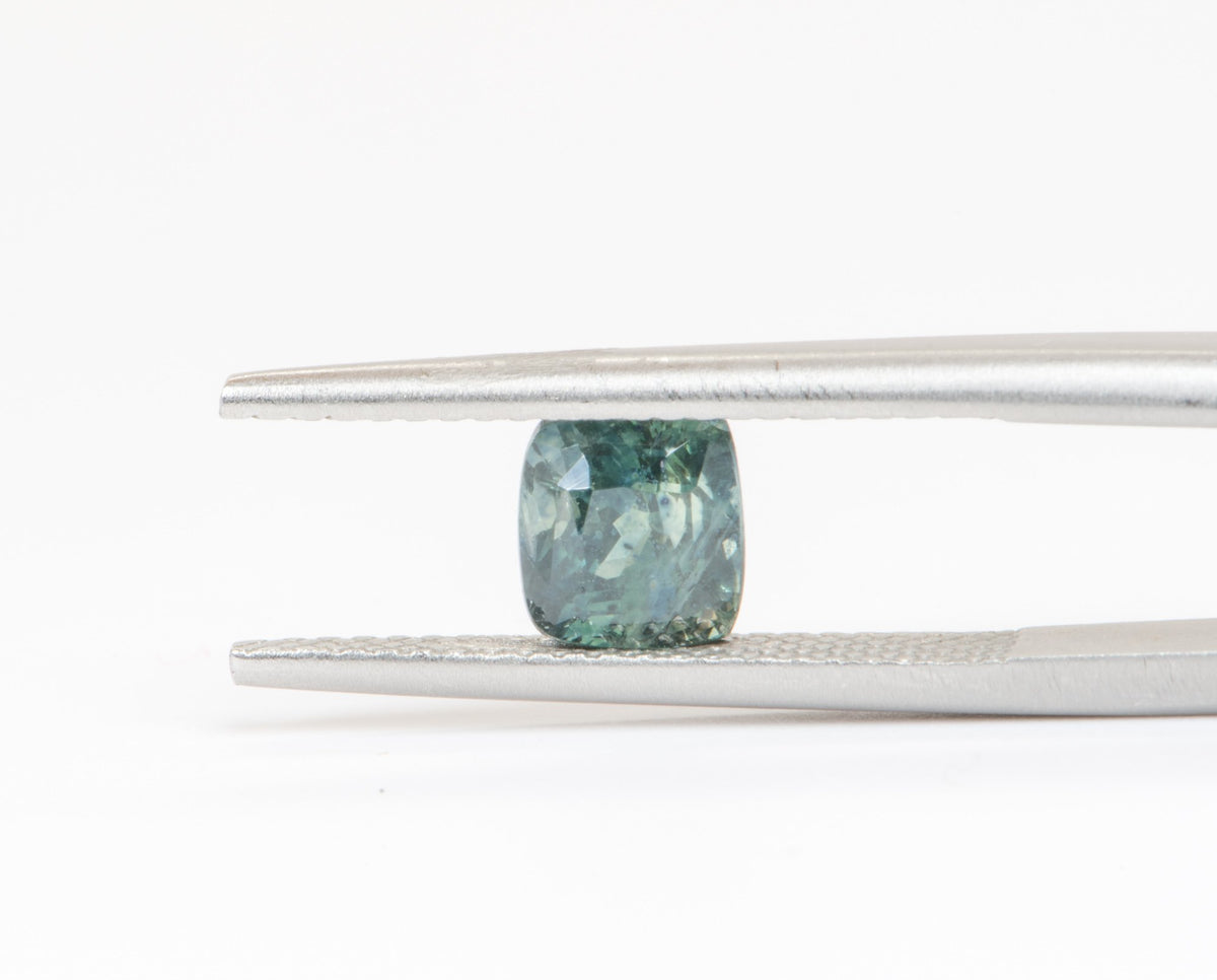 1.67ct Cushion Shape Montana Sapphire 5.9*5.5*5.2mm PS465