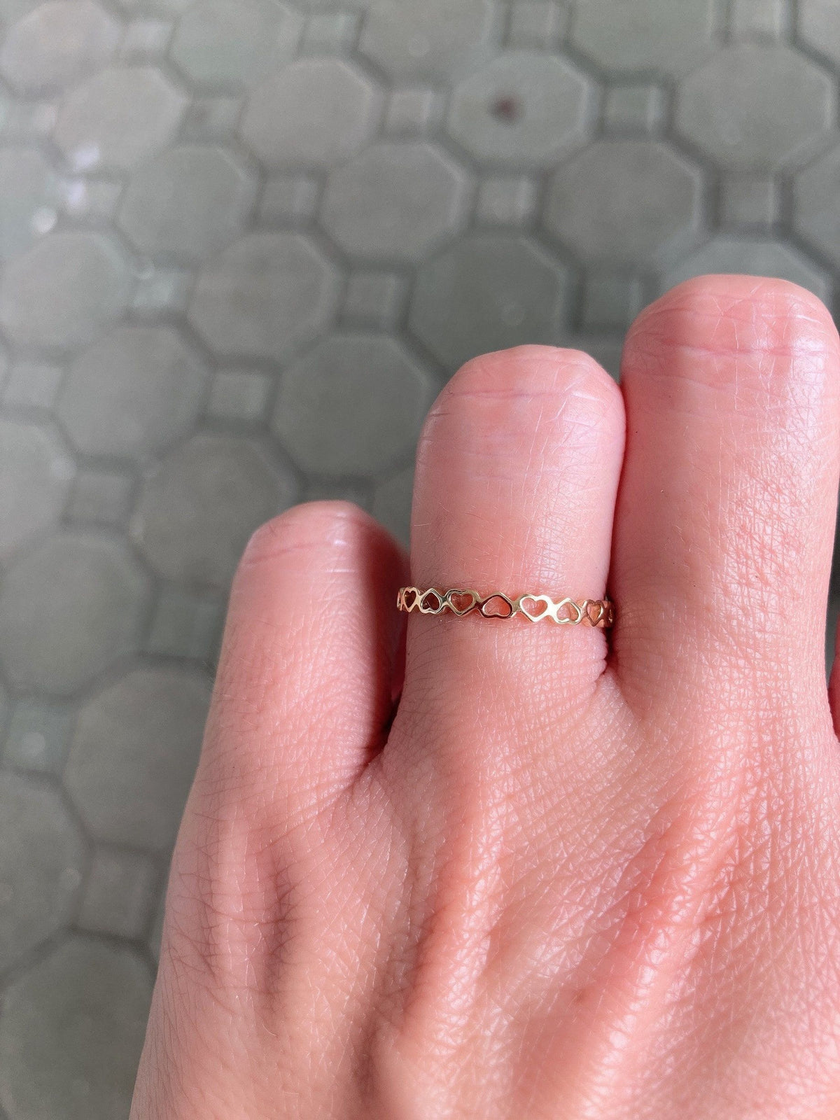 Alternating Heart 14K Gold Wedding Band M5006 Aurora Designer