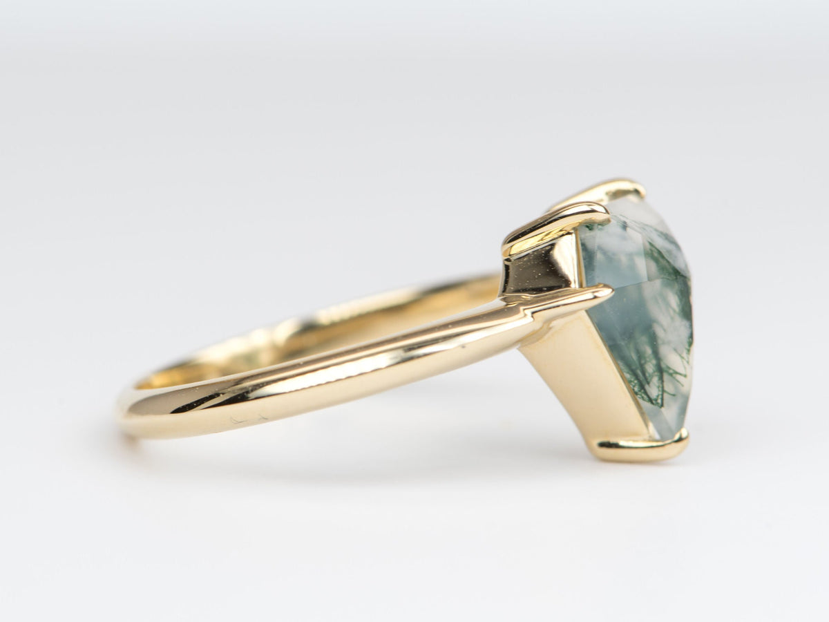1.75ct Shield-Shape Moss Agate 14K Yellow Gold Engagement Ring R6246 Aurora Designer