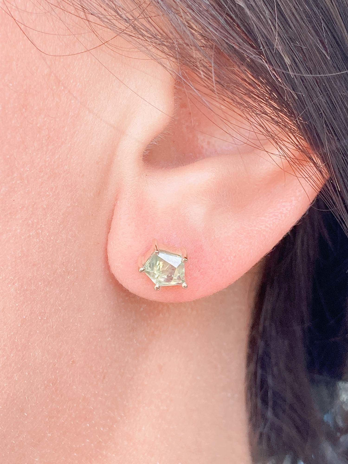 Parti-Color Geo Cut Montana Sapphire Earrings Single Ear Studs 14K Yellow Gold R3040-2 Aurora Designer