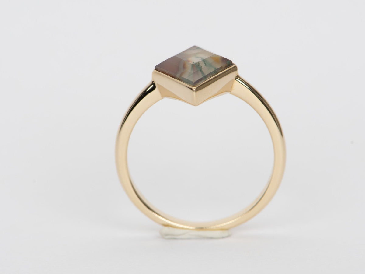 2.18ct Kite Shape Moss Agate Bezel Set 14K Gold Engagement Ring R6363 Aurora Designer