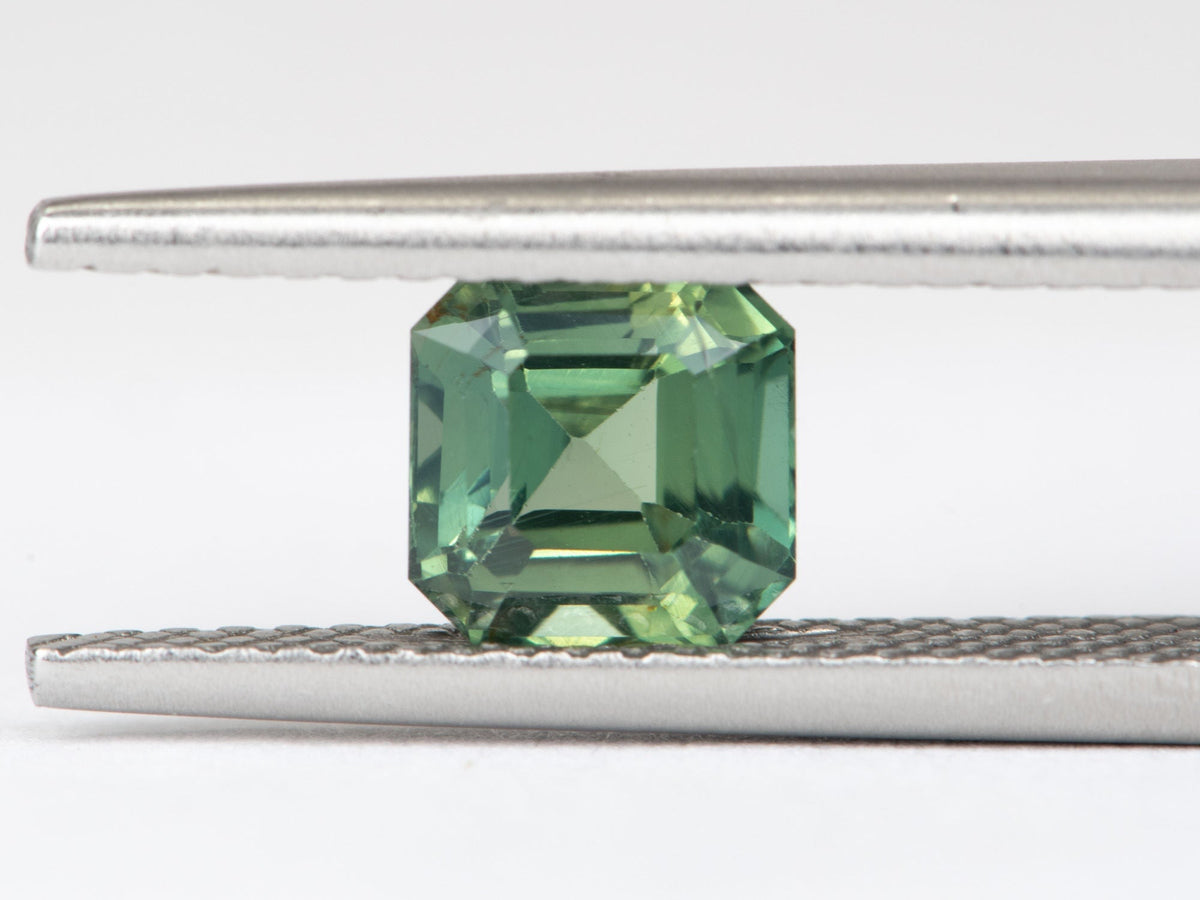 1.43ct Square Shape Sapphire 5.8*5.9*4.1mm PS634 Aurora Designer