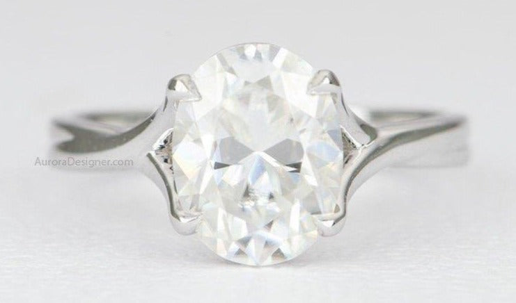 9*7mm Oval Moissanite Engagement Ring 14K Gold 4-Prong Solitaire AD1711