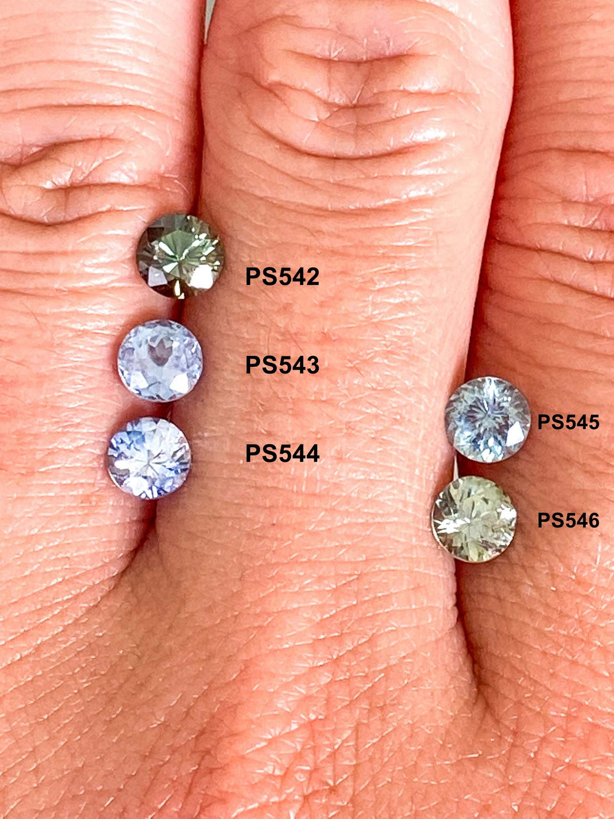 0.73ct Round Shape Montana Sapphire 5.1*3.8mm PS542 Aurora Designer