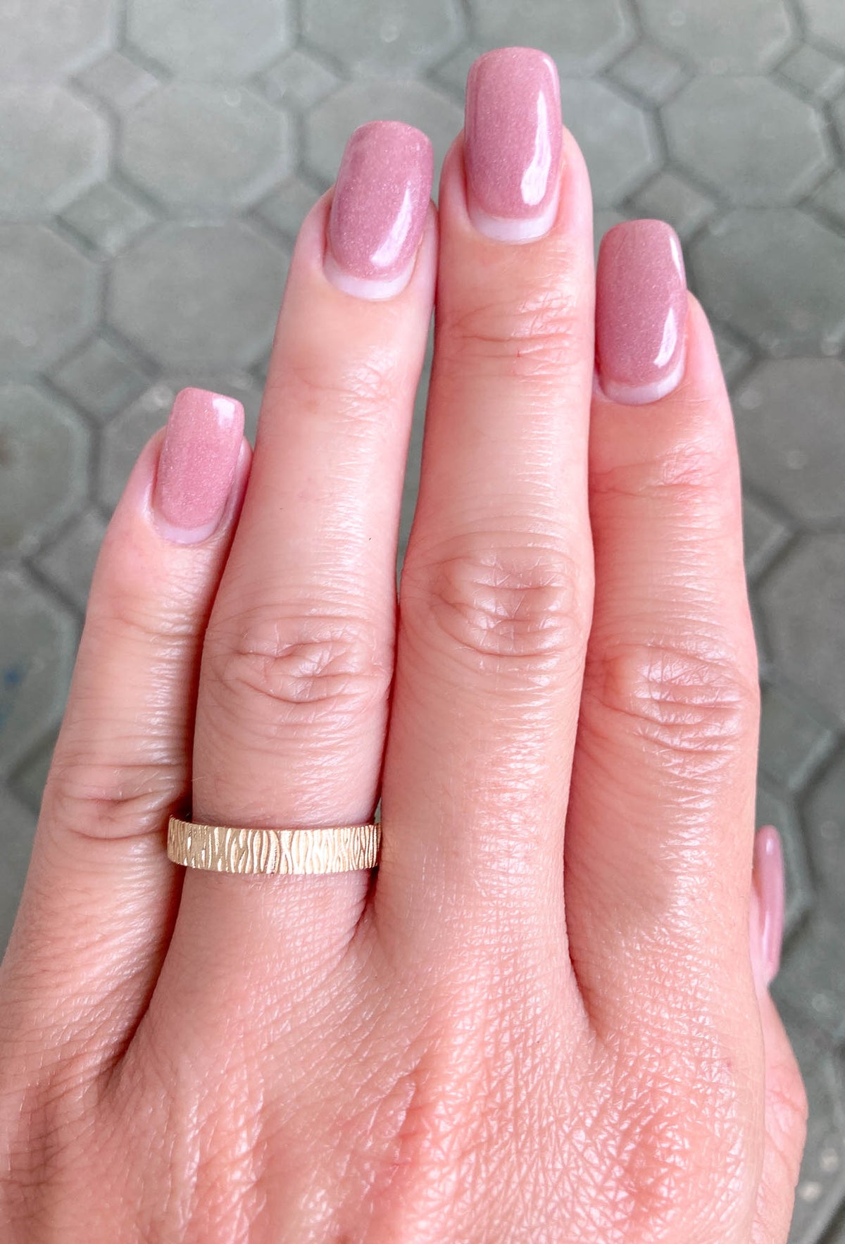 4mm Bark Texture 14K Gold Wedding Band M5001 Aurora Designer