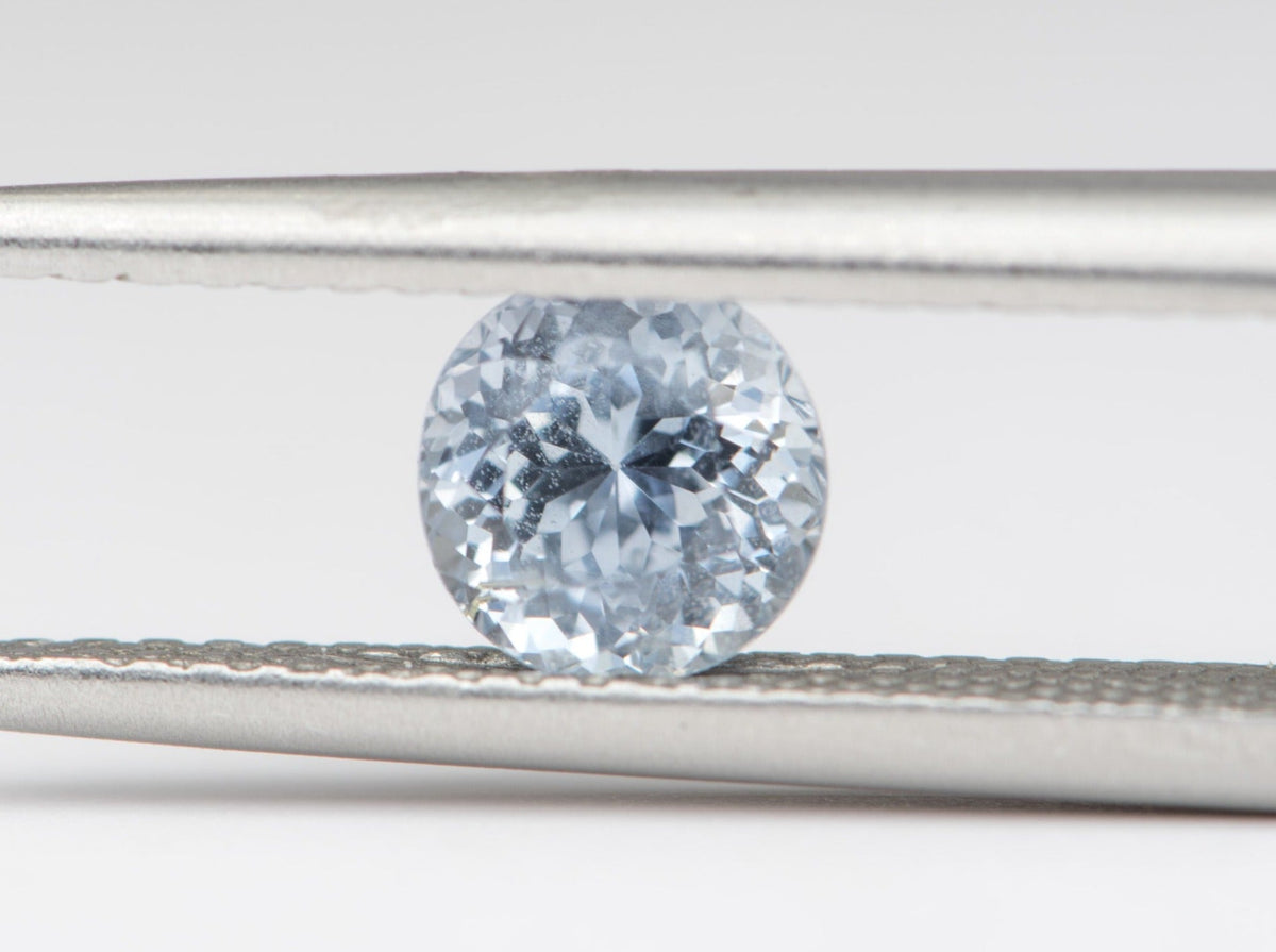 0.95ct Round Shape Montana Sapphire 5.4*3.9mm PS537 Aurora Designer