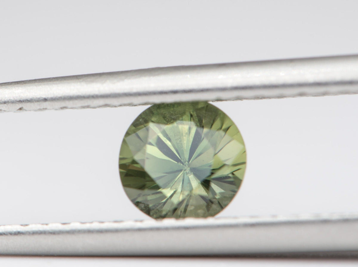 0.73ct Round Shape Montana Sapphire 5.1*3.8mm PS542 Aurora Designer