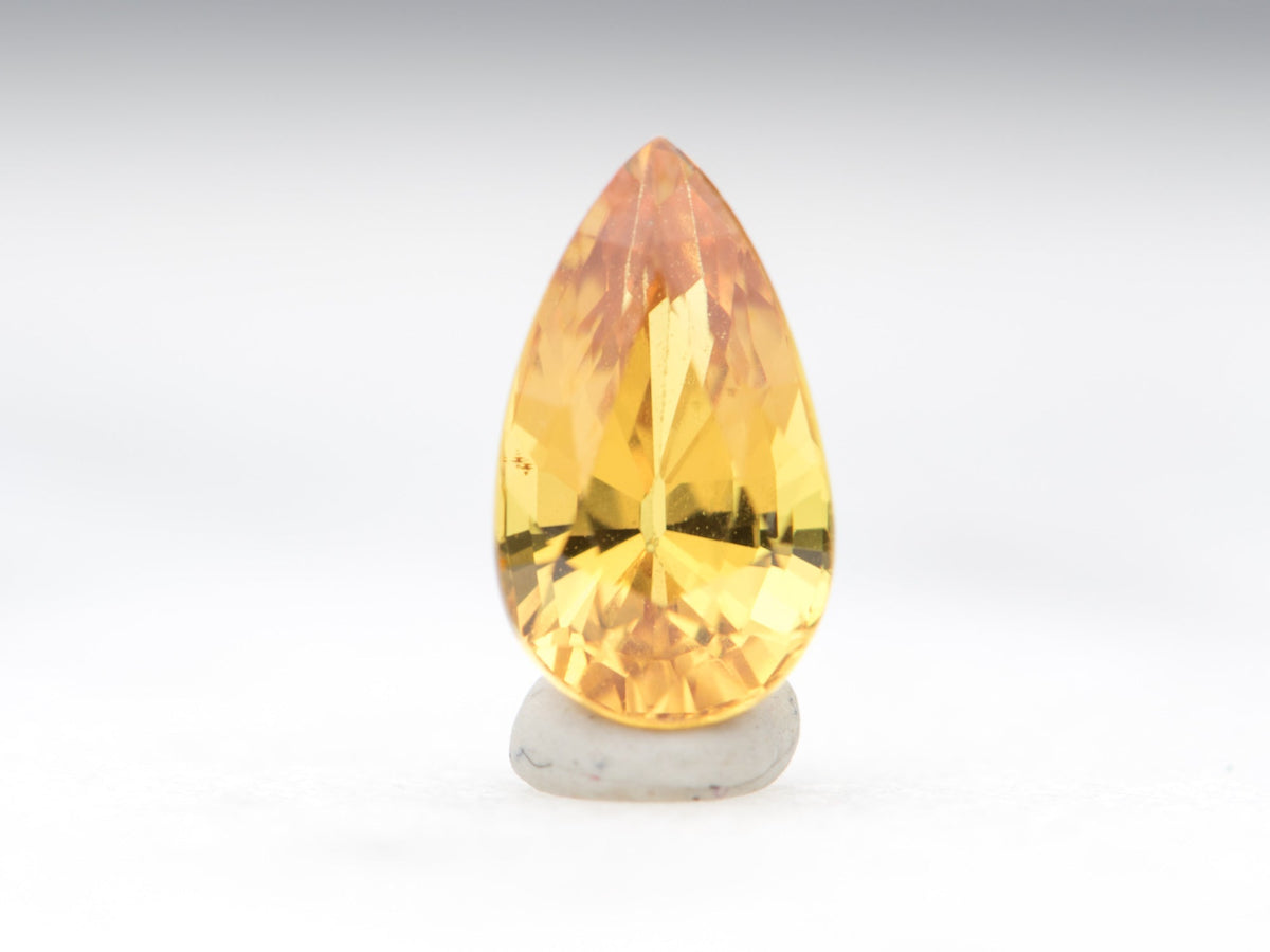 1.35ct Pear Shape Sapphire 8.2*4.7*4.2mm PS573 Aurora Designer