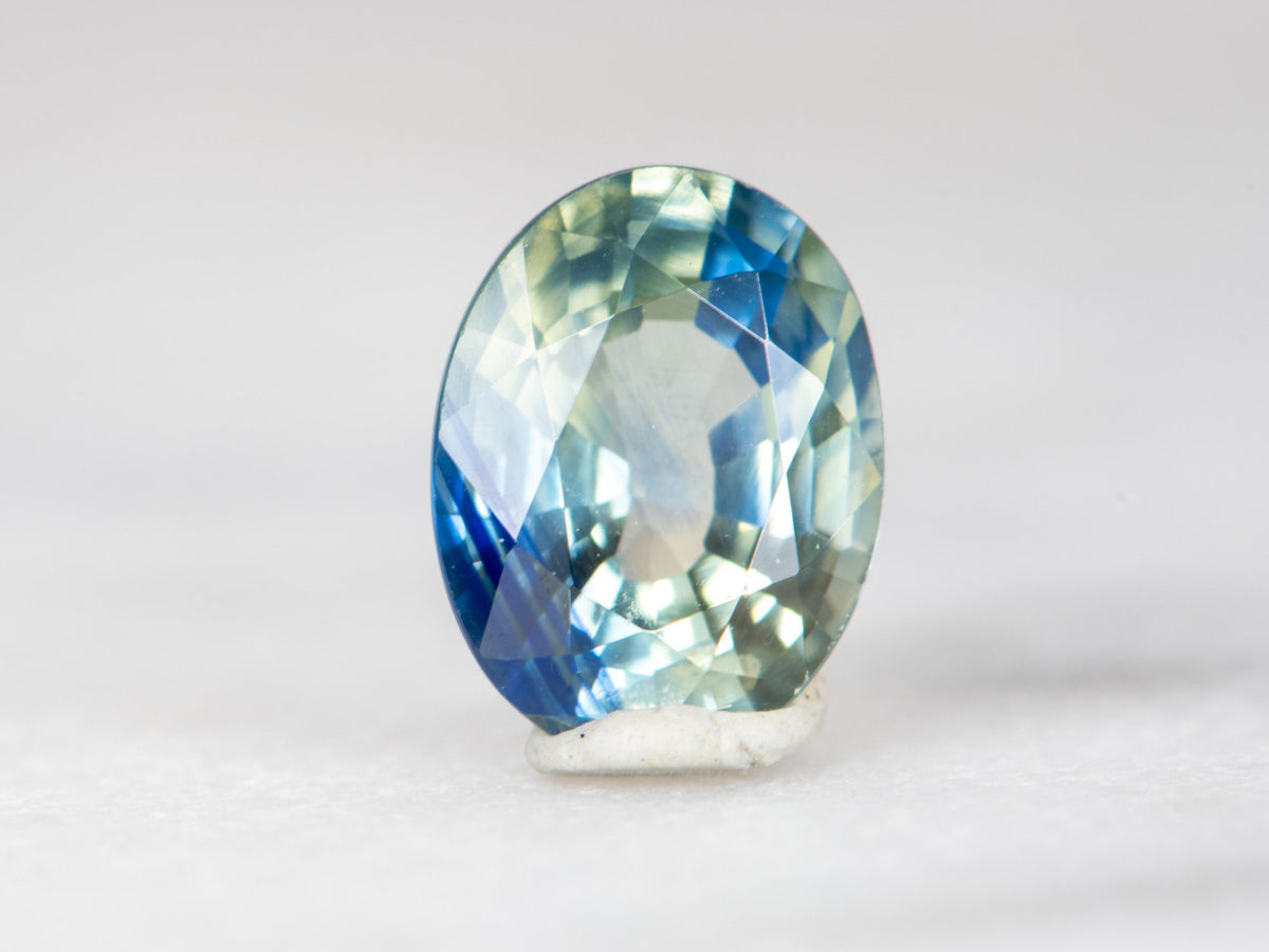 1.64ct Oval Shape Sapphire 7.7*5.9*4.0mm PS593 Aurora Designer