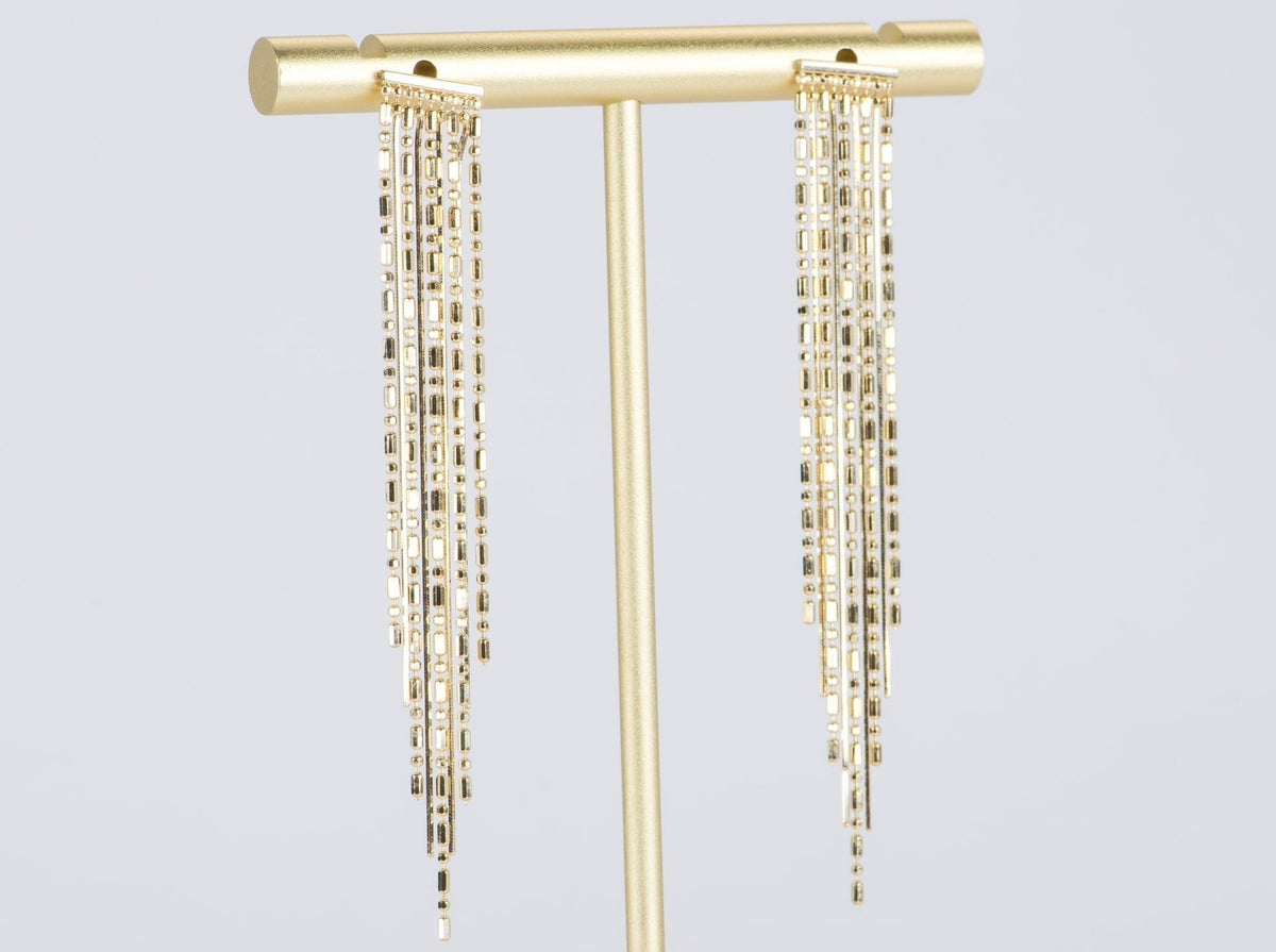 Solid 18K Gold Long Fringe Earrings 3.86g Flowy Movement R3081 Aurora Designer