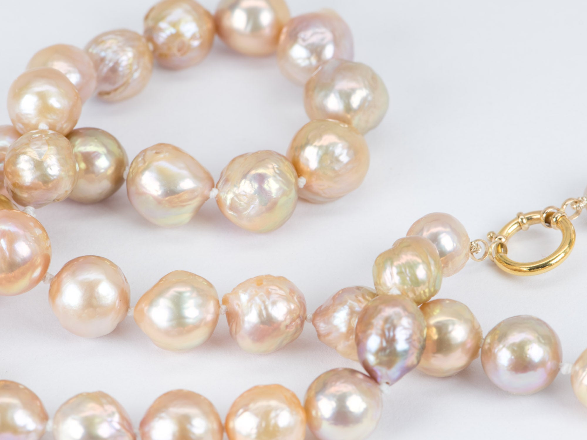 Ariel Baroque Pearl & Pink Seashell Hook Clasp Necklace