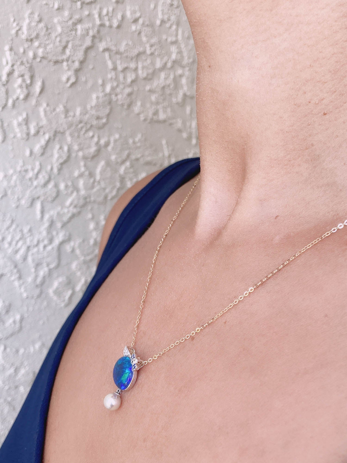 Doublet Australian Opal Cat Pendant 18K White Gold R4282 Aurora Designer