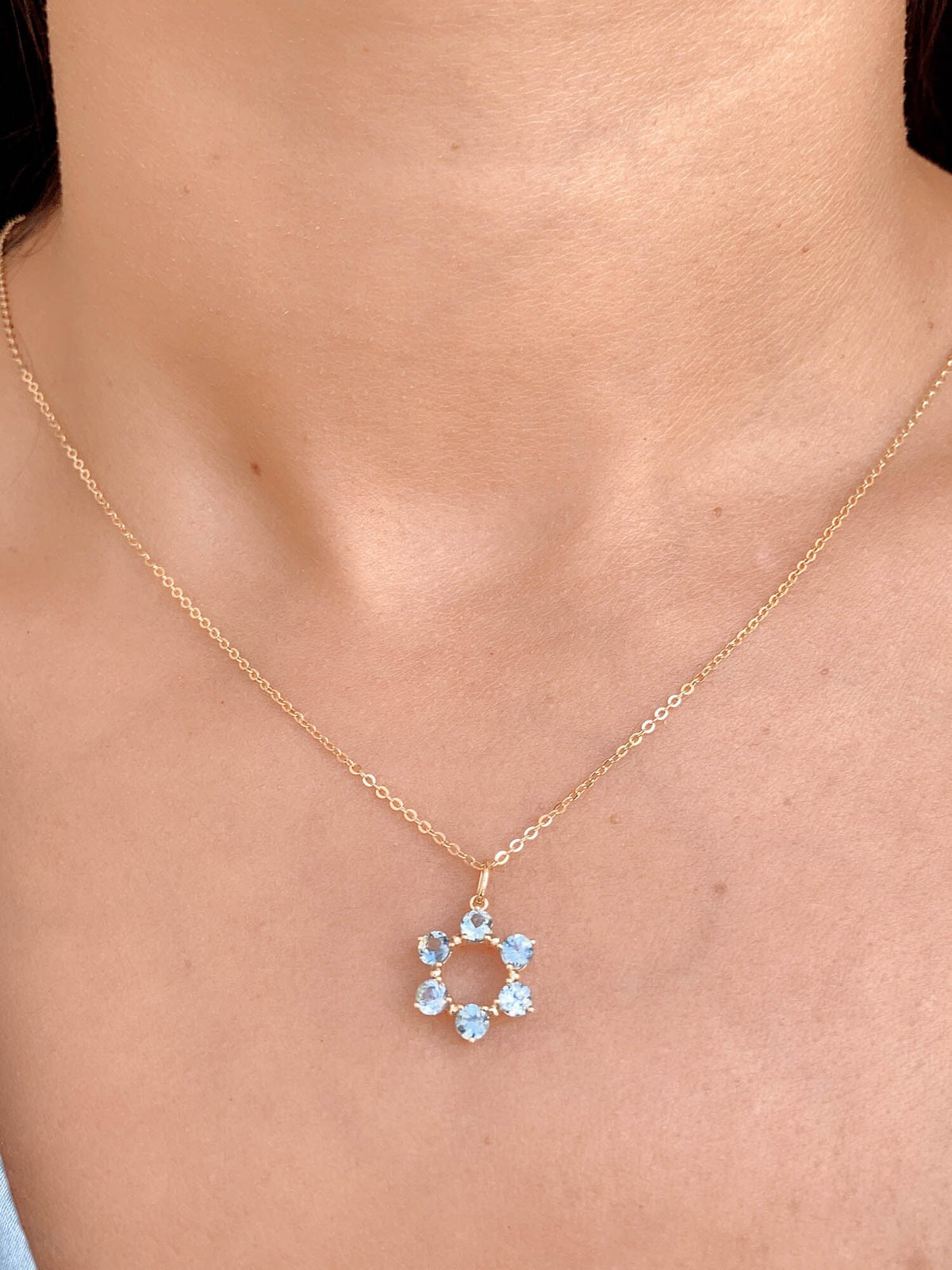 Montana Sapphire 6-Point Star Pendant 14K Gold R4354 Aurora Designer