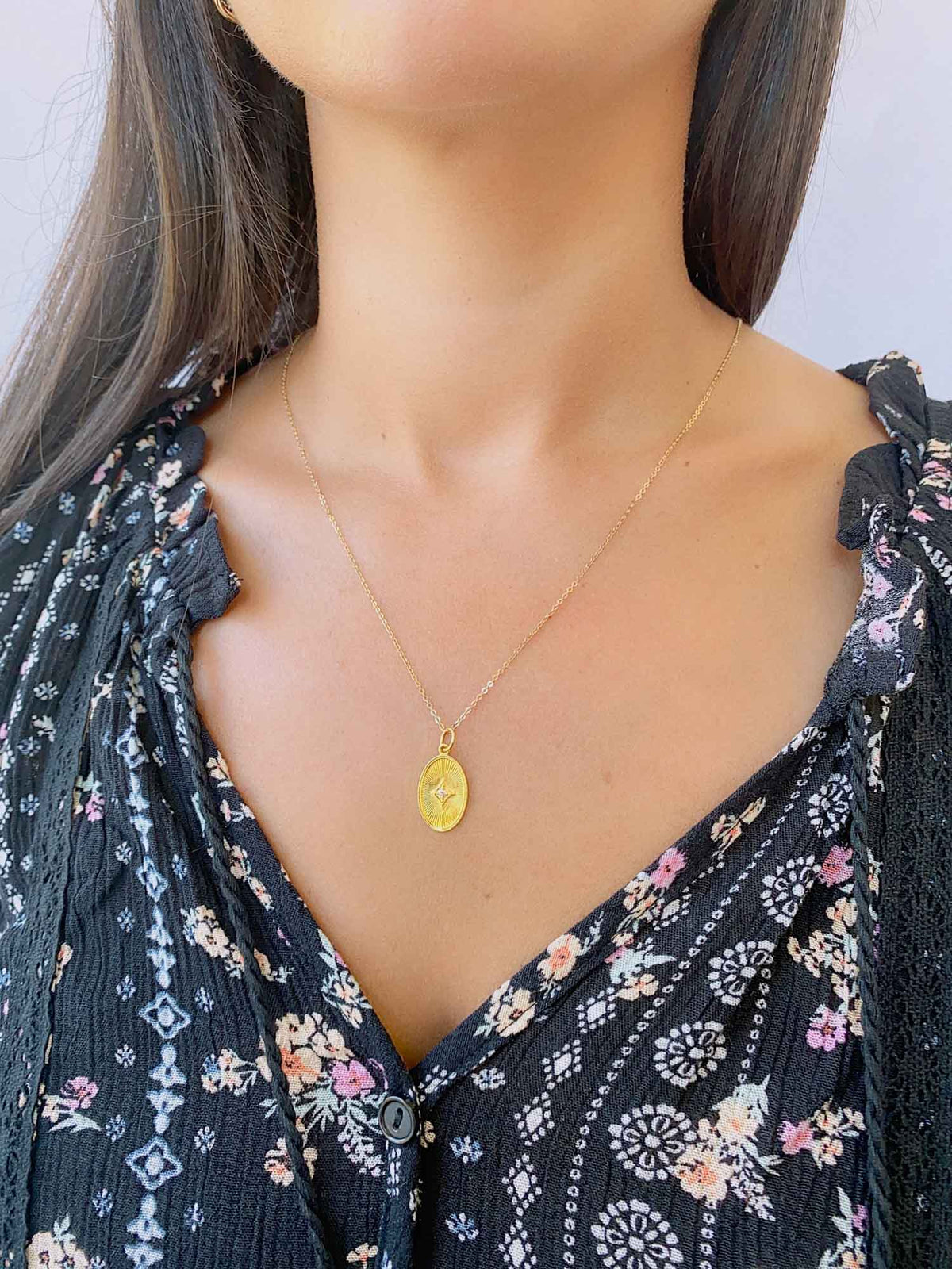 Oval Disk with Diamond Center Pendant Charm 14K Gold R4437 Aurora Designer