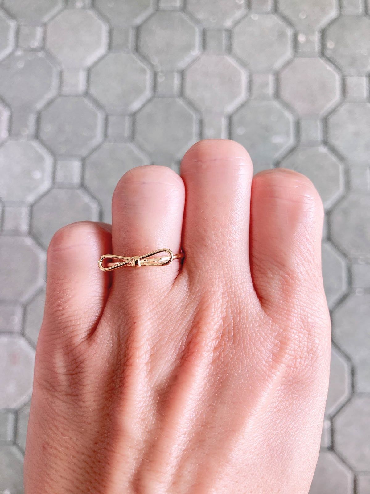 Cute Bow Ring 18K Gold Open End Adjustable R6432 Aurora Designer