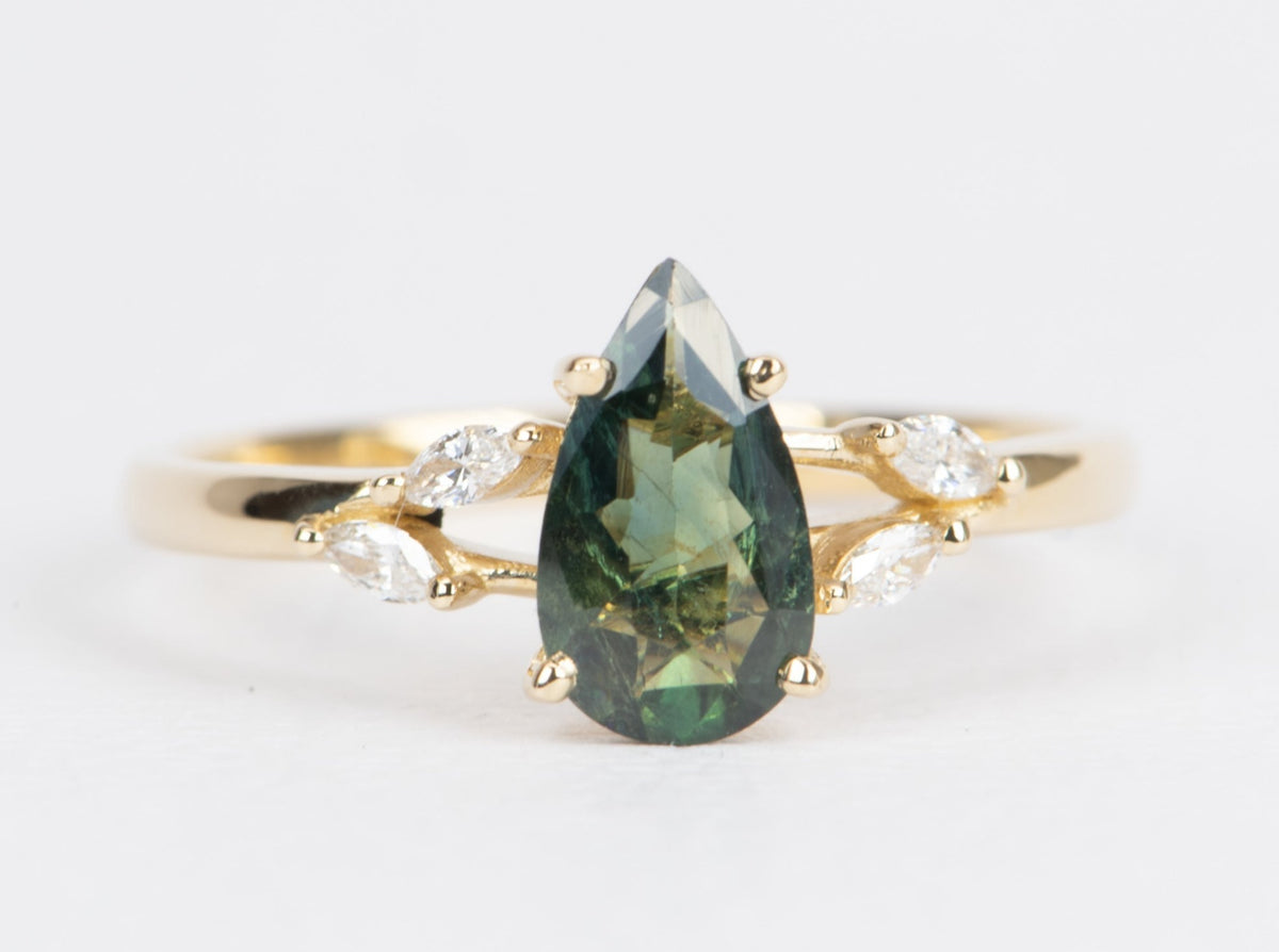 1.09ct Nigerian Sapphire with Diamond Leaf Design 14K Gold Engagement Ring R6446 Aurora Designer
