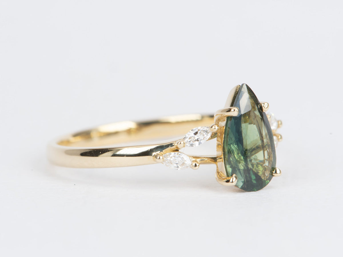 1.09ct Nigerian Sapphire with Diamond Leaf Design 14K Gold Engagement Ring R6446 Aurora Designer