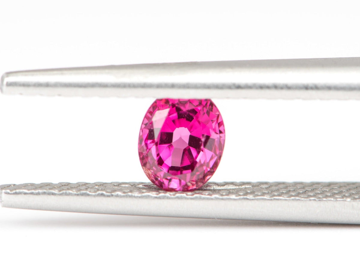 0.60ct Oval Shape Spinel 5.1*4.2*3.5mm SP119 Aurora Designer