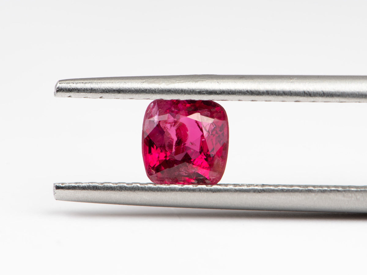 0.67ct Square Shape Spinel, 5.4*5.1*2.9mm SP94 Aurora Designer