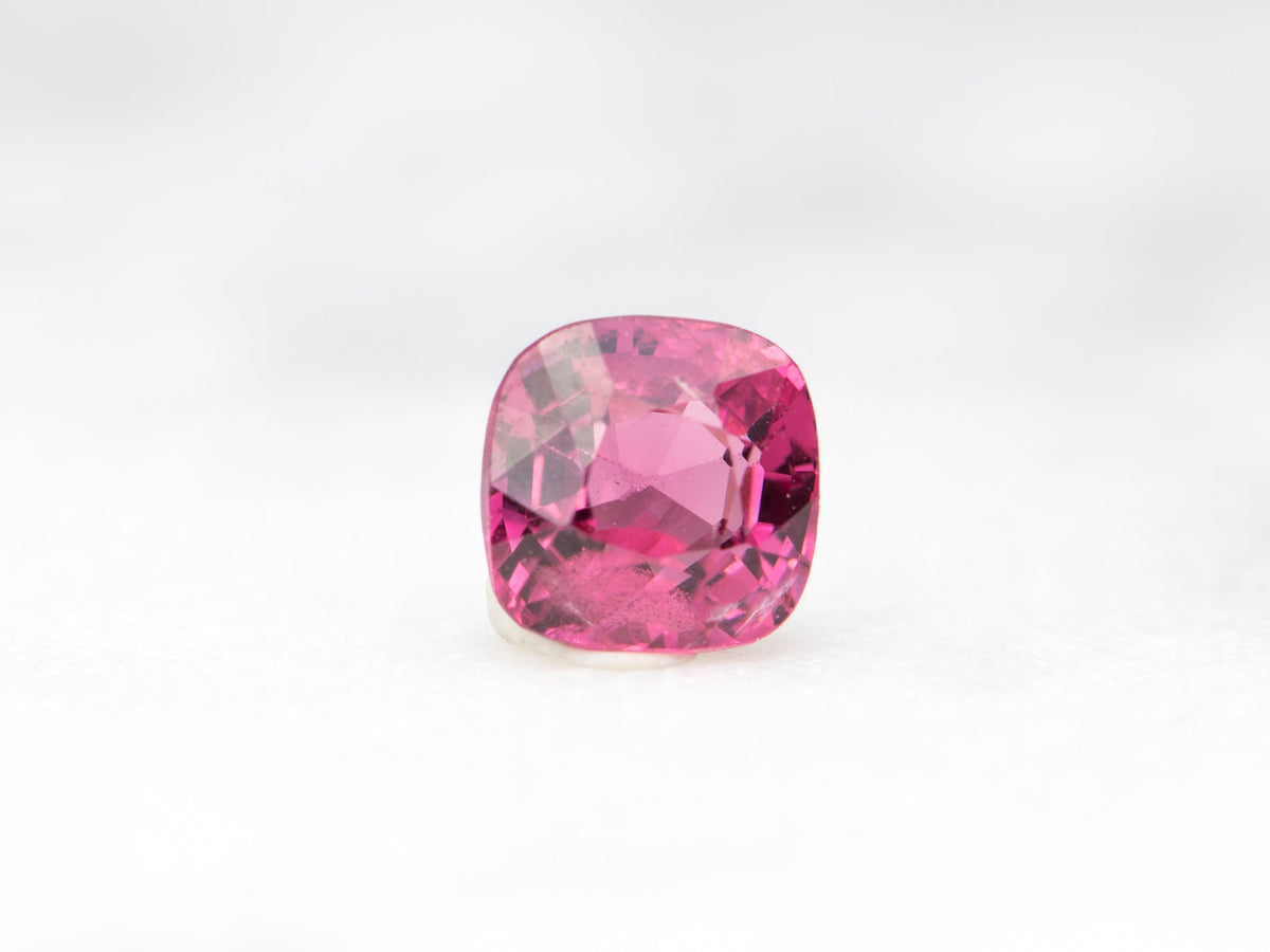 0.76ct Square Shape Spinel, 5.1*5.1*3.3mm SP95 Aurora Designer