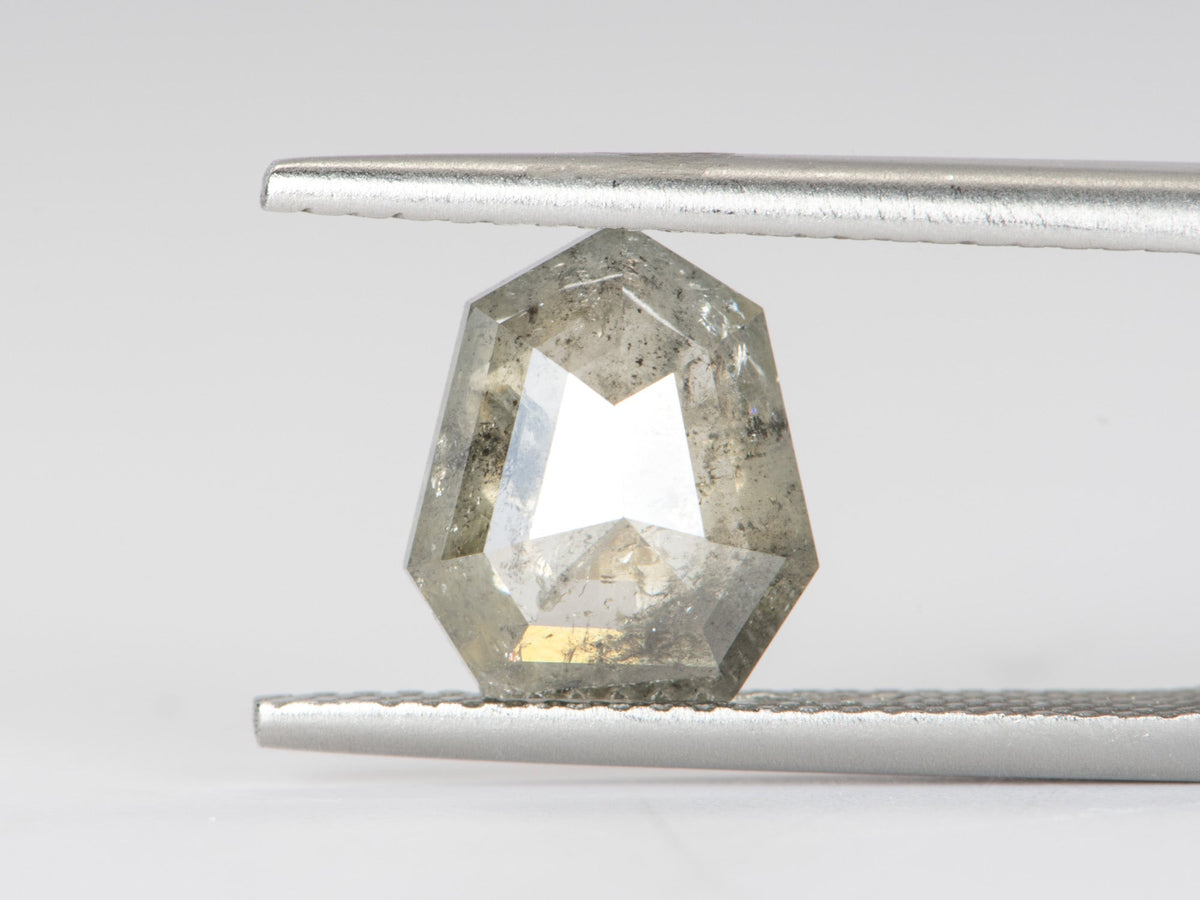 2.4ct Shield Shape Diamond 9.7*8.1*3.4mm SPG260 Aurora Designer