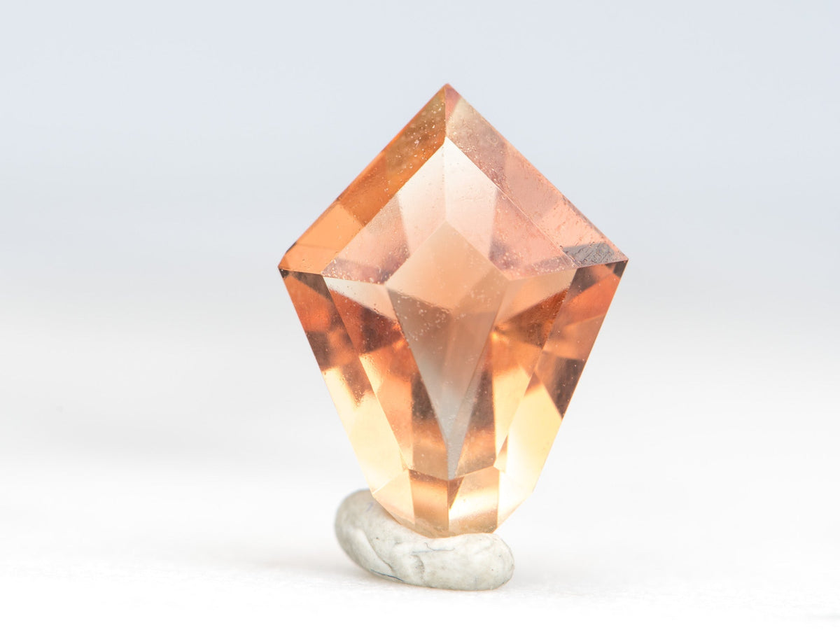 3.81ct Shield Shape Oregon Sunstone 13.7*9.8*6.8mm SU131 Aurora Designer