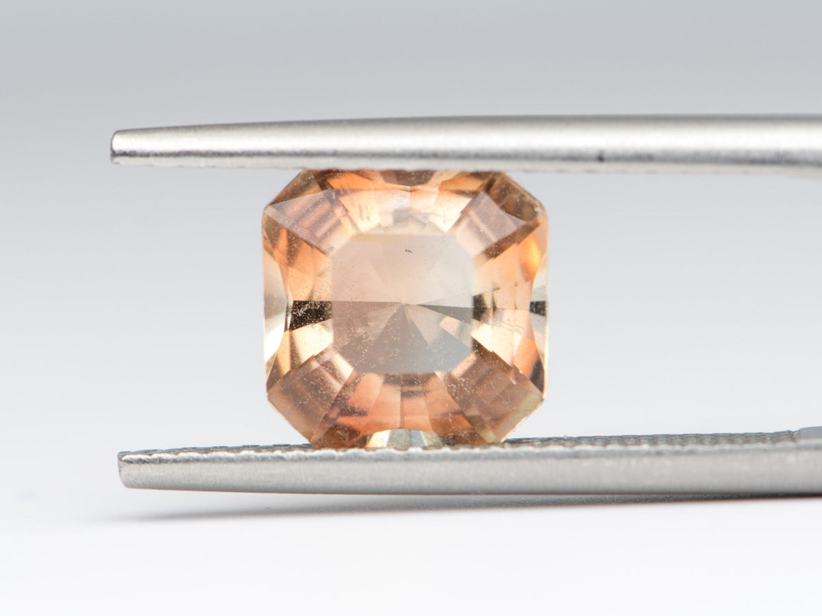 1.95ct Square Shape Oregon Sunstone 8.0*8.0*4.9mm SU134 Aurora Designer