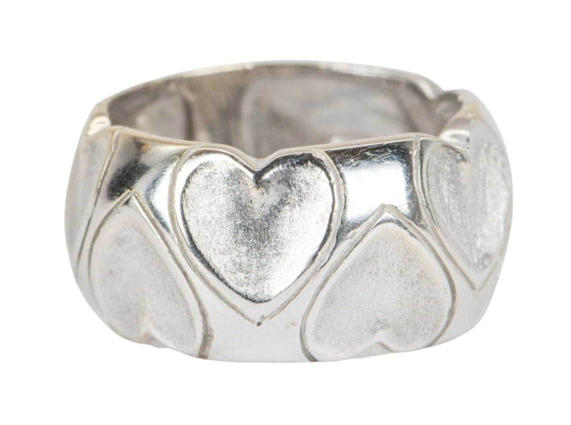 10mm Wide Heart Design 18K White Gold Band 8g V1078 Aurora Designer