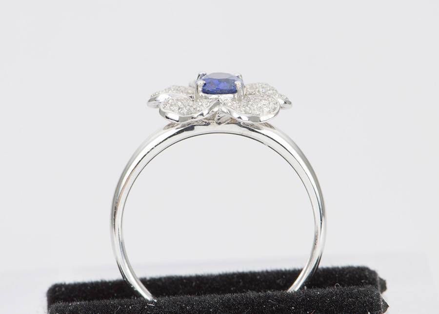 Deep Royal Blue Sapphire Center with Diamond Pave Flower Petals 18K Gold AD1384