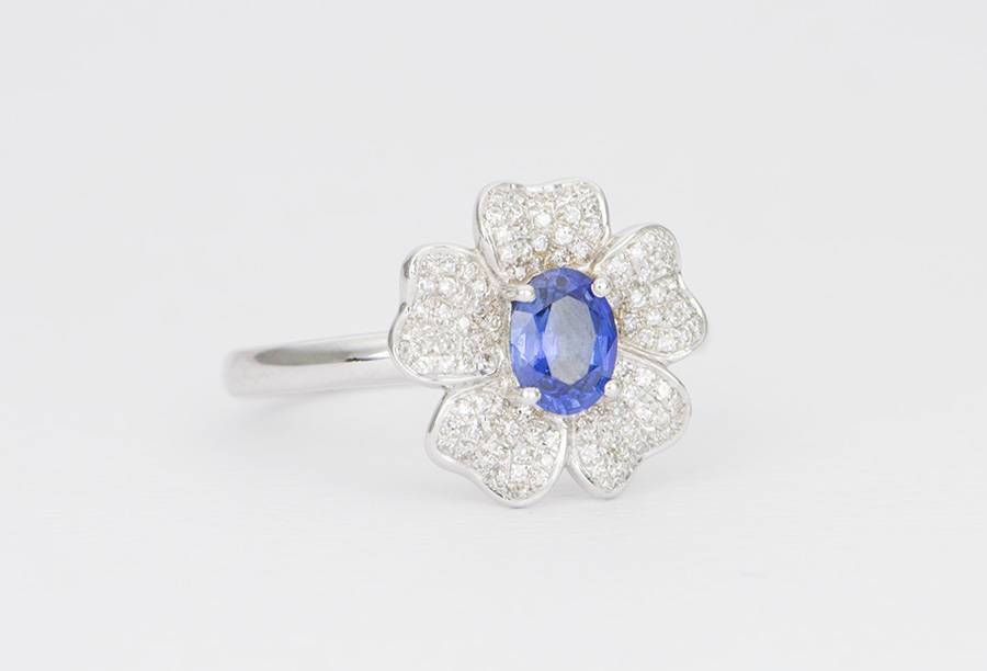 Deep Royal Blue Sapphire Center with Diamond Pave Flower Petals 18K Gold AD1384