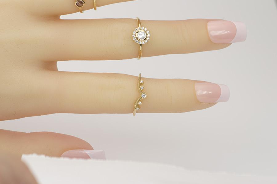 Diamond Crown Ring with Milgrain Details 14K Gold Curve Wedding Band AD1337