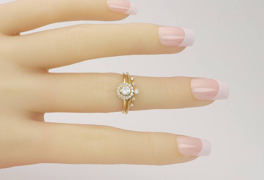 Diamond Crown Ring with Milgrain Details 14K Gold Curve Wedding Band AD1337