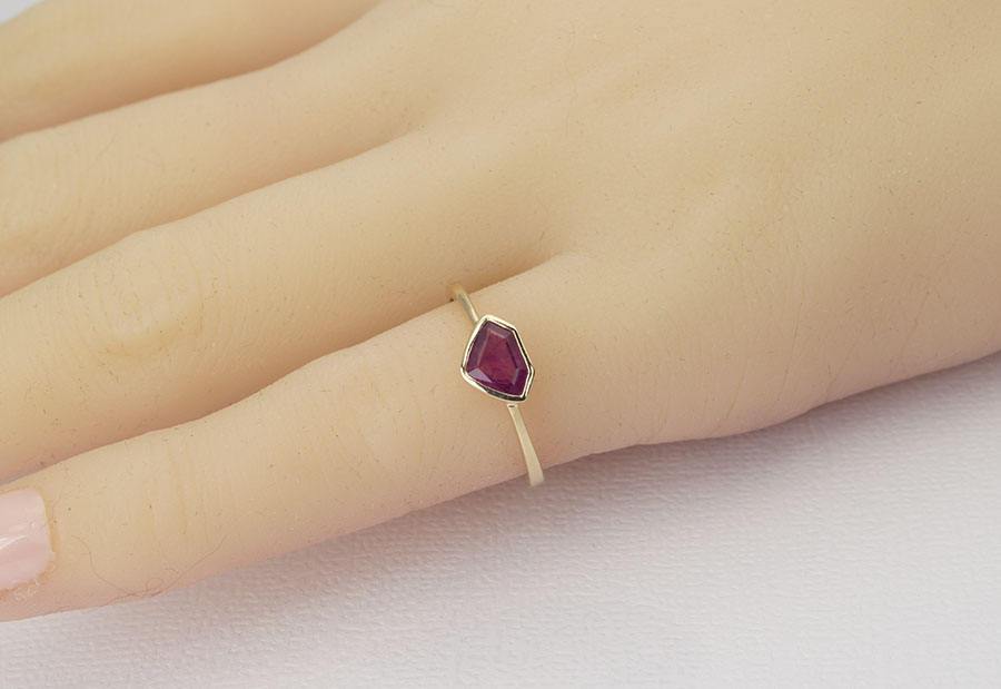 Diamond Shape Rosecut Ruby Bezel Set 14K Yellow Gold Engagement Ring Wedding Band AD1291