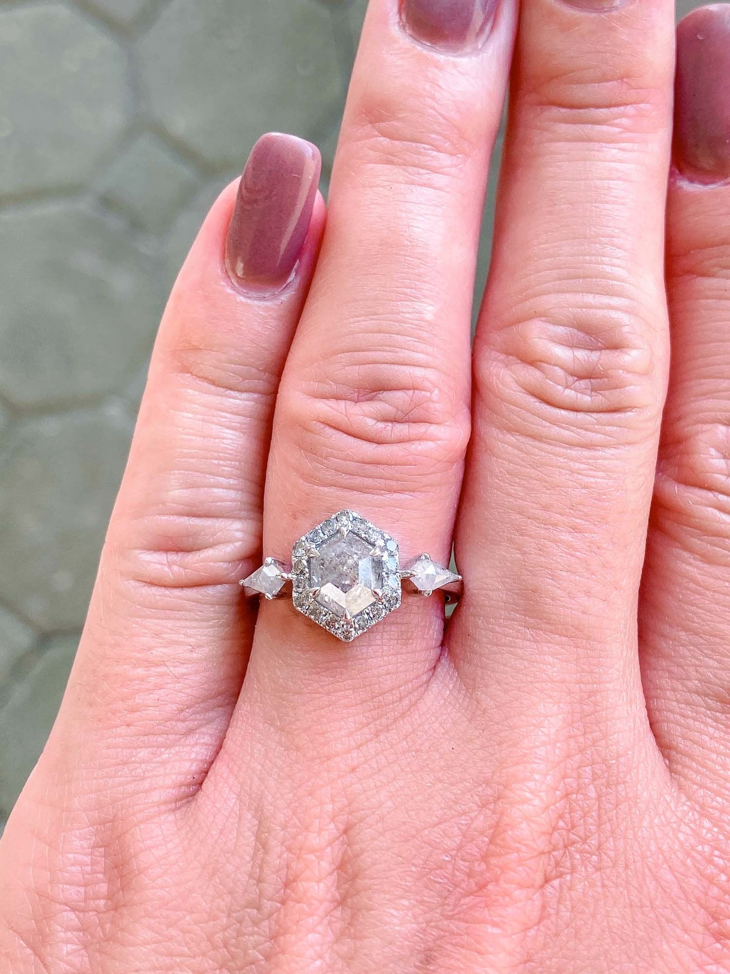 Aurora Designer Hexagon Diamond with Halo and Kite Sides