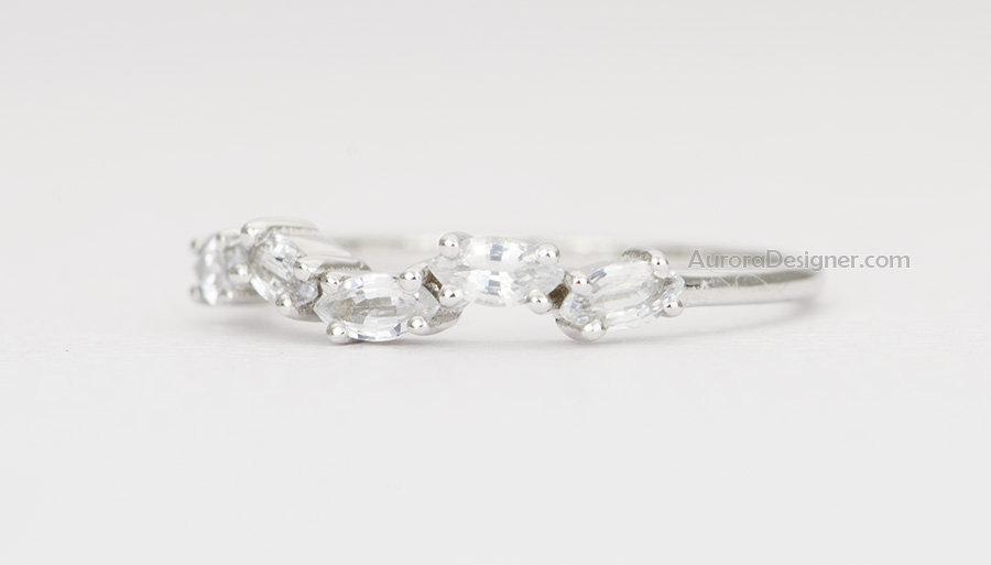 Marquise White Sapphire Cluster Ring in 14K Gold AD1440