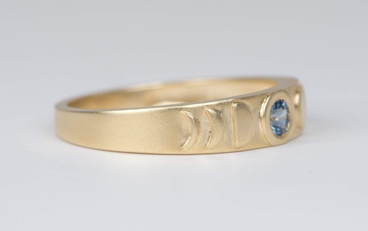 Montana Sapphire Crescent Moon Celestial Themed 14K Yellow Gold Bezel Set Ring R6060