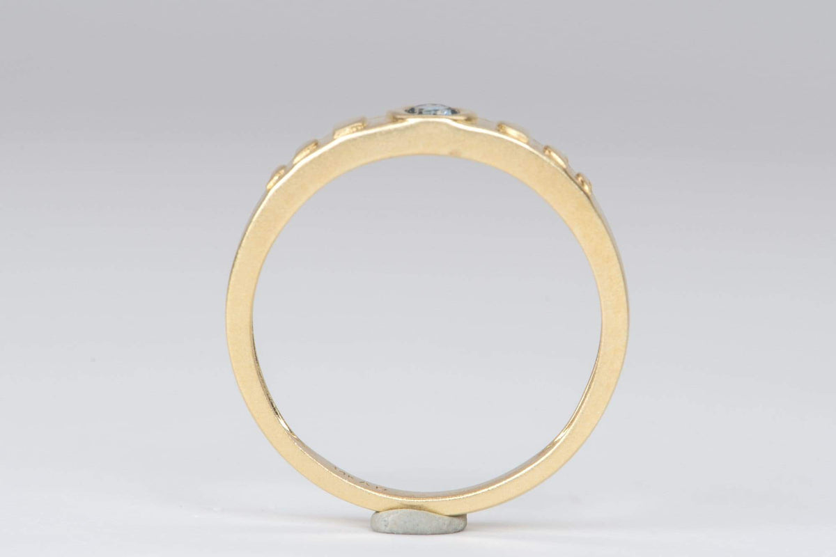 Montana Sapphire Crescent Moon Celestial Themed 14K Yellow Gold Bezel Set Ring R6060