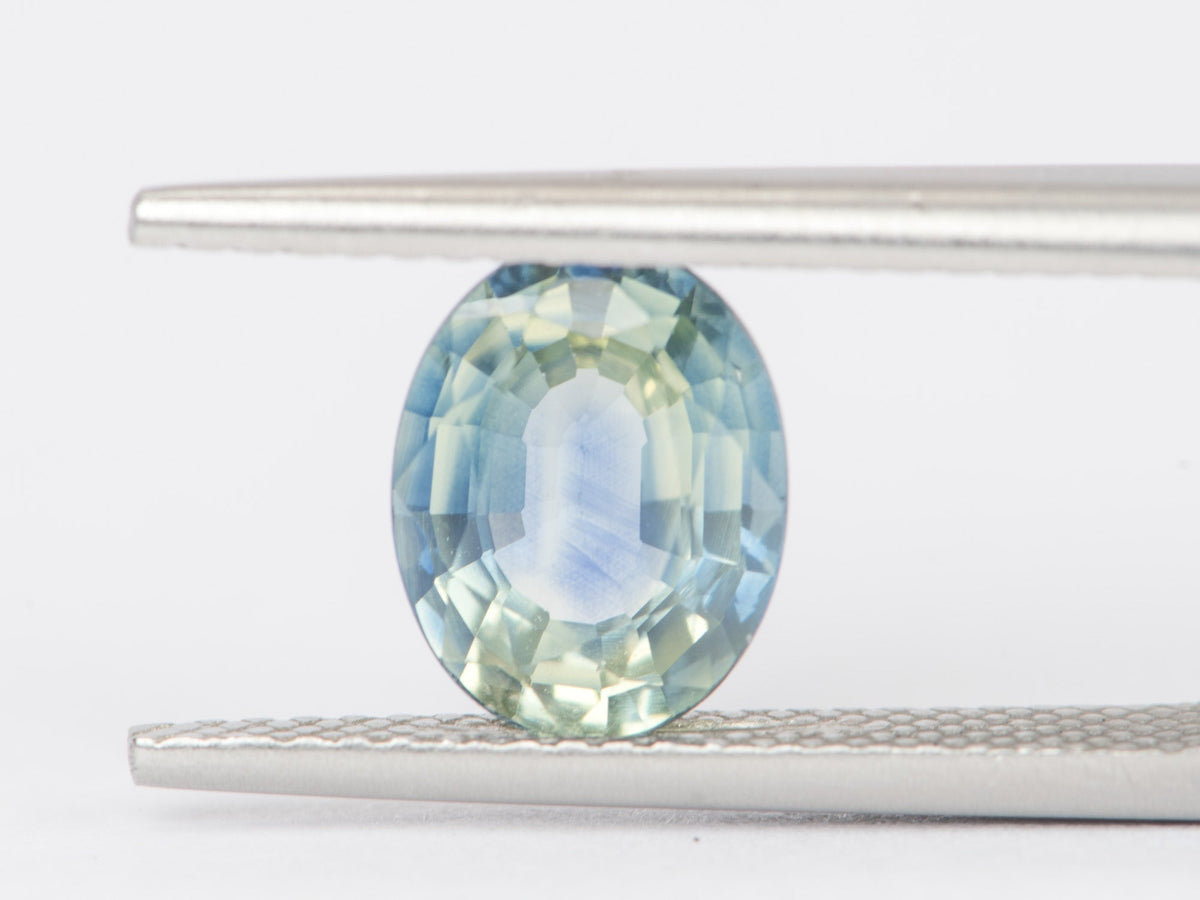 2.28ct Oval Shape Sapphire 8.9*6.9*4.0mm PS589 Aurora Designer