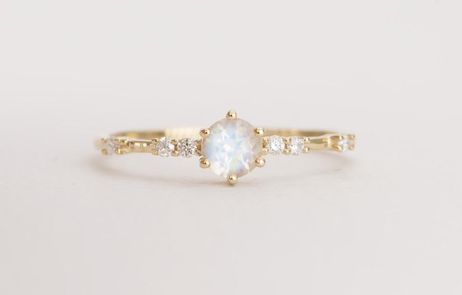 Ring Style - Scattered Diamond Shank Setting for Regular Cut or Rose Cut Center Stone AD1377C