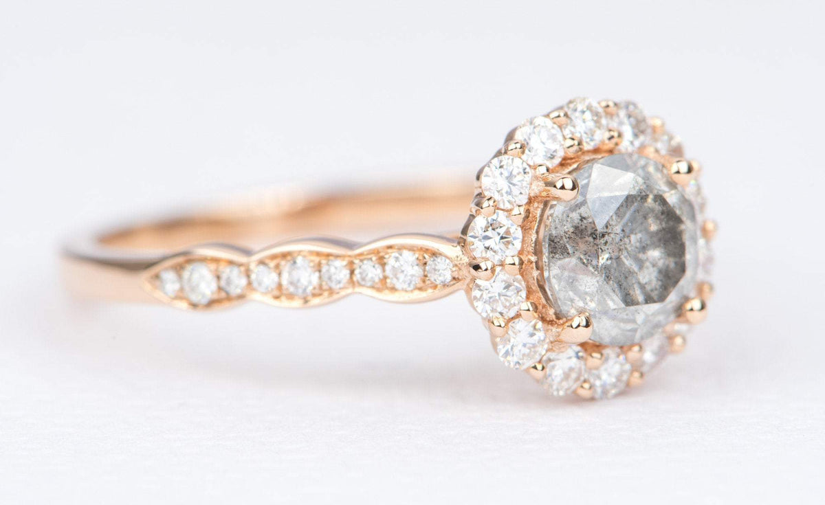 Round Brilliant Cut Salt and Pepper Diamond Halo 14K Rose Gold Engagement Ring Scallop AD1849-4