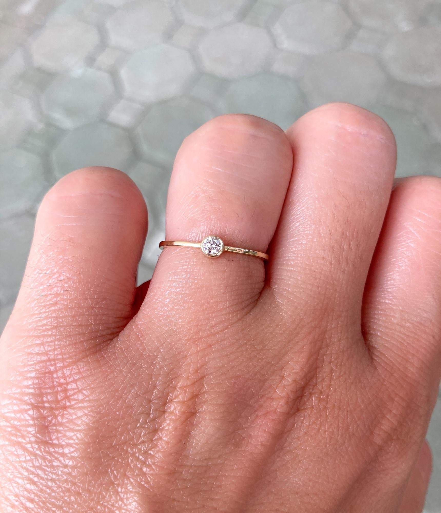 Simple diamond cheap gold ring