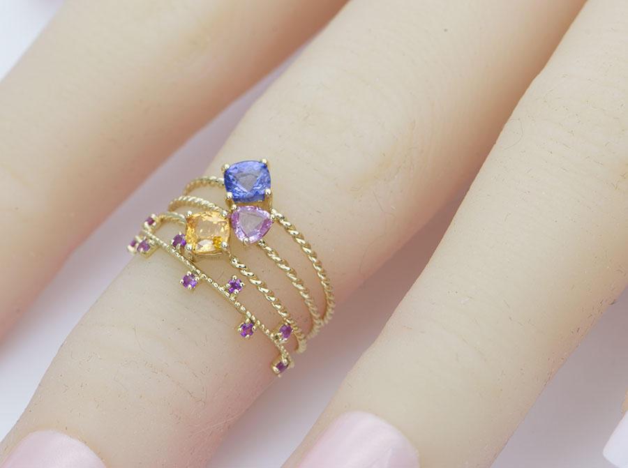 Tanzanite 4mm Cushion Cut Prong Set 18K Gold Ring Twisted Band Engagement Solitaire Blue AD1322
